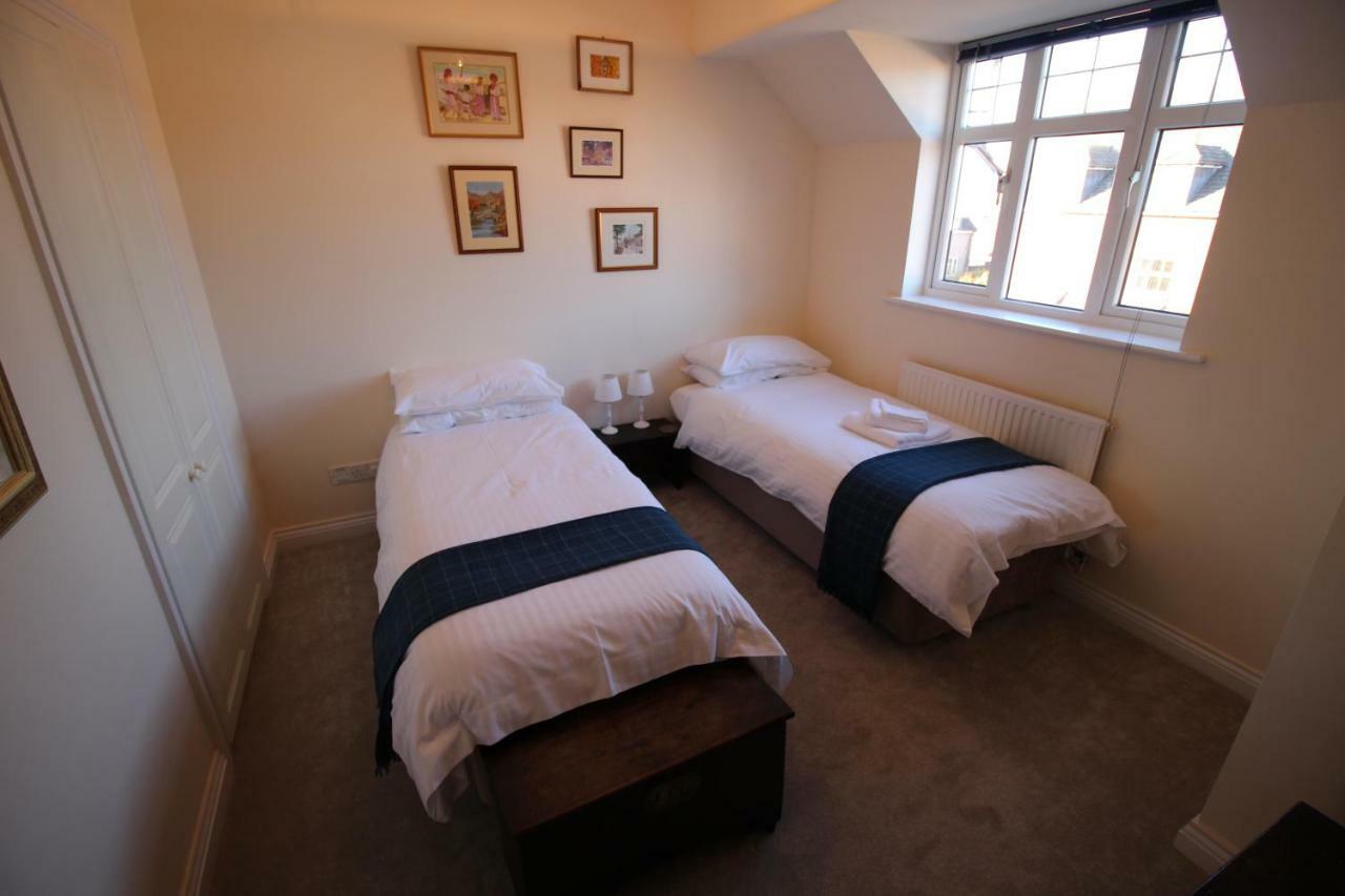47 Wetherby Way, 3 Bedrooms, Sleeps 6, Easy Walk To Town, Parking, Self Catering, Great View Stratford-upon-Avon Exterior foto